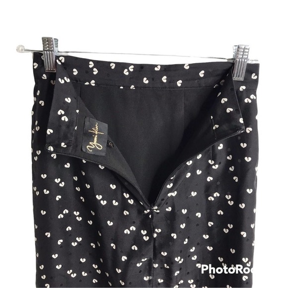 Yumi Kim broken heart black and white mini skirt size XS - Picture 7 of 9